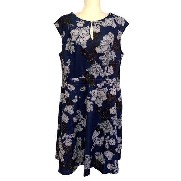 Alexia Admor Floral Fit & Flare Dress. New With Tickets. Size 1X. - Picture 1 of 5
